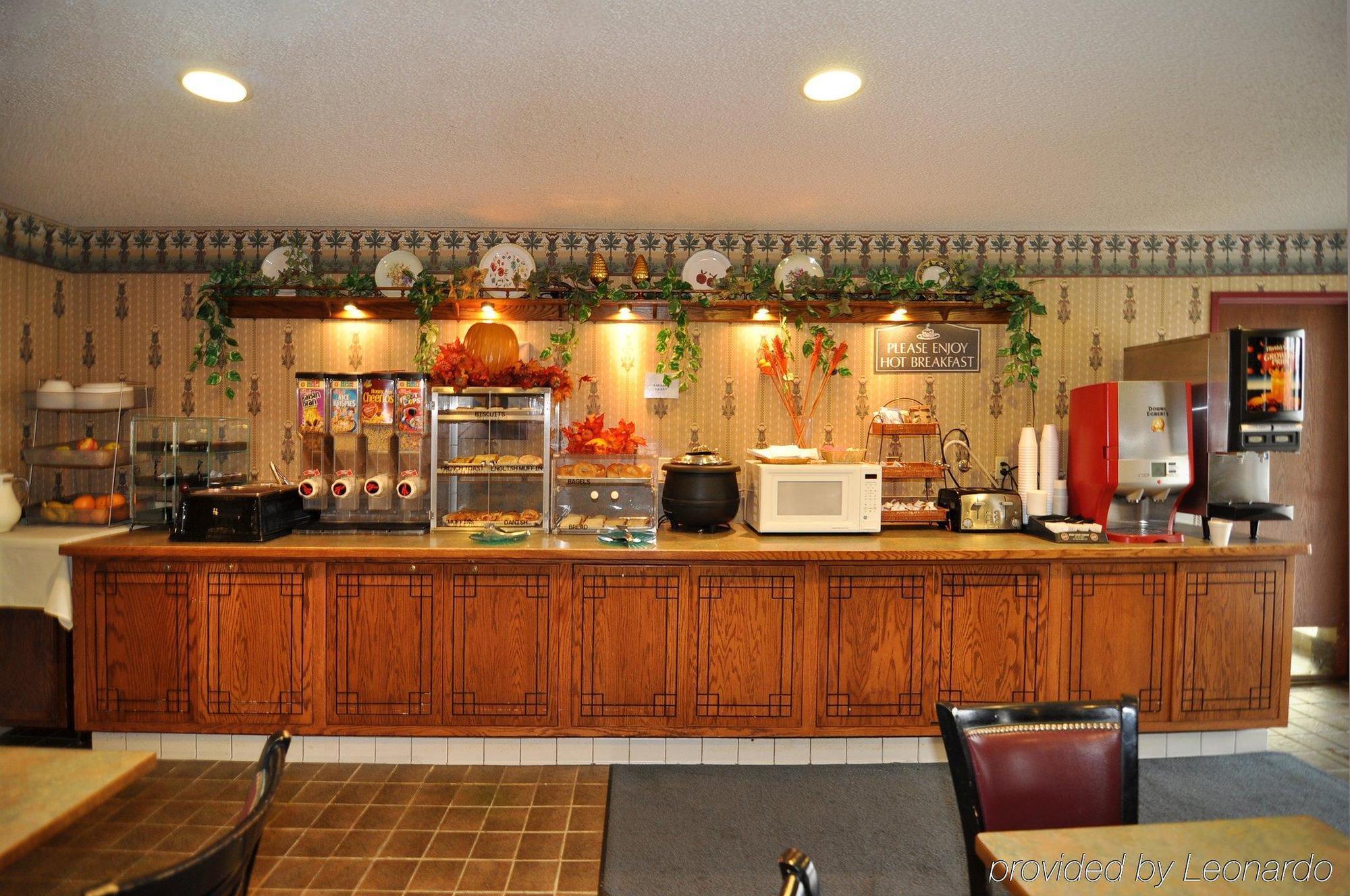 Norwood Inn And Suites Chaska Restaurant photo