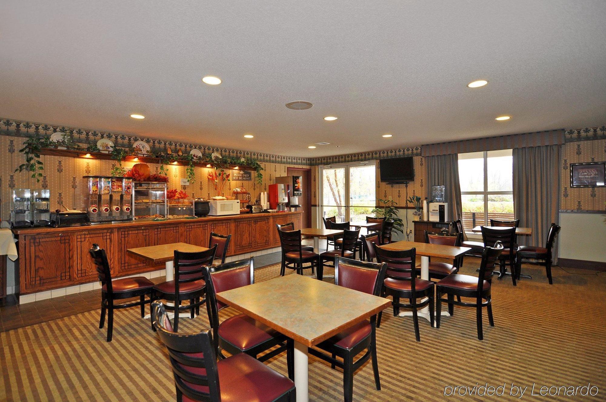Norwood Inn And Suites Chaska Restaurant photo